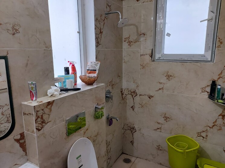 Bathroom, bliss-orra 4 Bedroom 2000 Sq.Ft. Penthouse In Ambala Highway Zirakpur 8950137