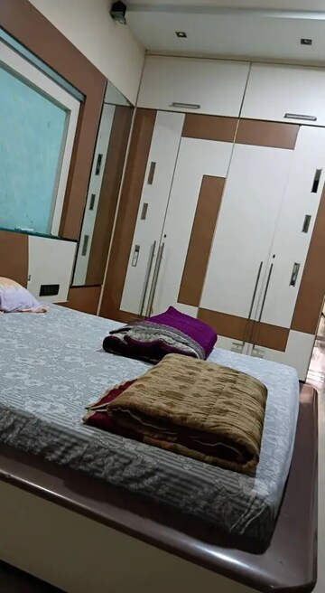 Bedroom in 2.5 BHK Villa at Unnat Nagar CHS, Goregaon West – for Rent
