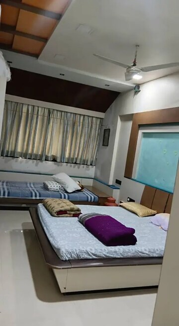Living Room in 2.5 BHK Villa at Unnat Nagar CHS, Goregaon West – for Rent