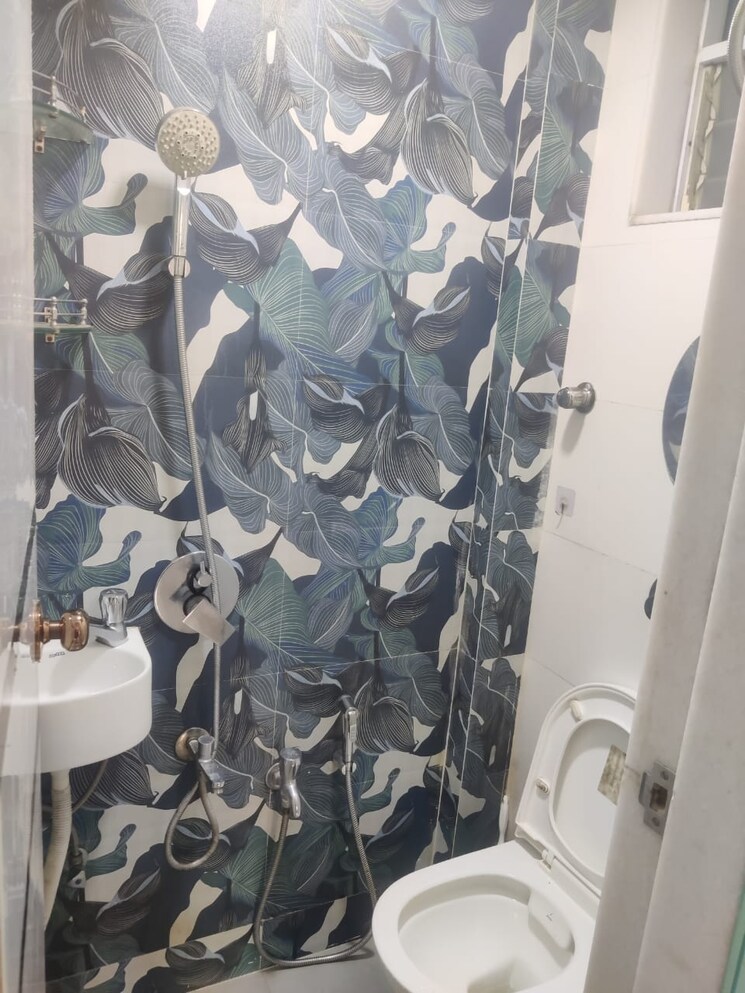 Attached Bathroom, airoli 1 Bedroom 450 Sq.Ft. Apartment In Airoli Navi Mumbai 8950133