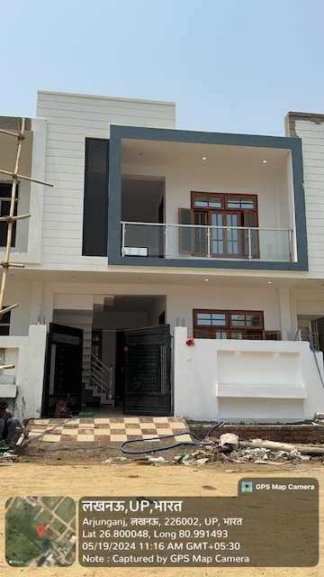 3 BHK Villa – Exterior View View at Sultanpur Road - for Sale