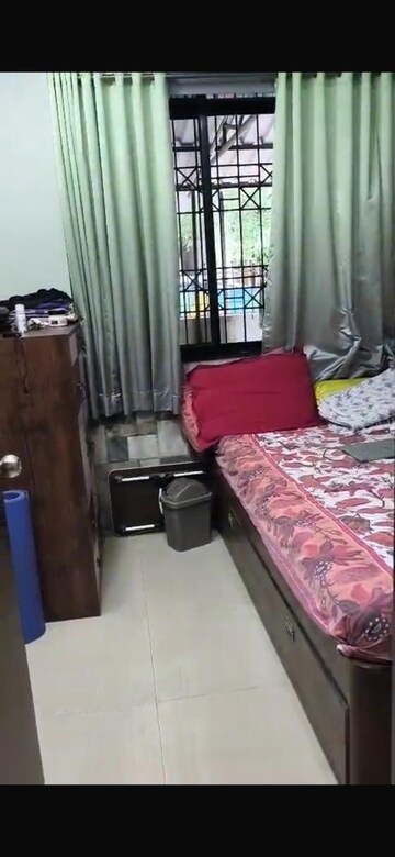 Living Room in 2.5 BHK Apartment at Kopar Khairane – for Sale