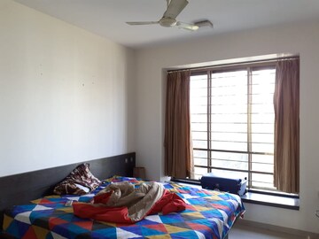 Bedroom in 2 BHK Apartment at JP Decks, Goregaon East – for Rent