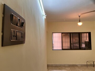 Room in 2 BHK Apartment at Riddhi Siddhi Complex Goregaon, Goregaon West – for Rent