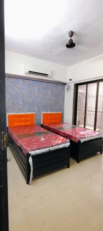 Room in  Pg at Santacruz East – for Rent