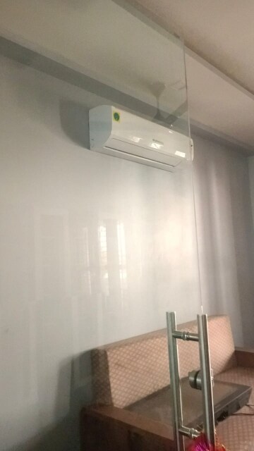 Bedroom in 3 BHK Apartment at Gomti Nagar – for Rent