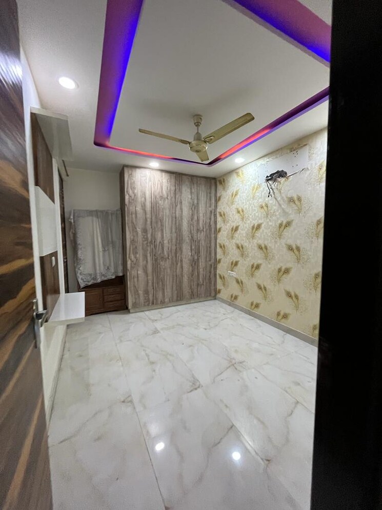 Bathroom, sector 19 dwarka 2 Bedroom 700 Sq.Ft. Builder Floor In Sector 19 Dwarka Delhi 8950190