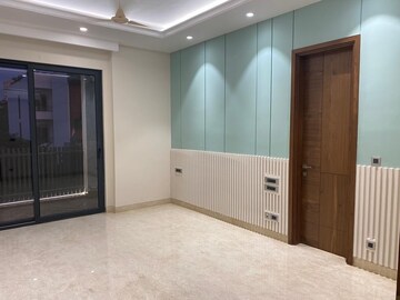 Room in 3 BHK Apartment at Kolte Patil 24K Glitterati 2, Pimple Nilakh – for Rent