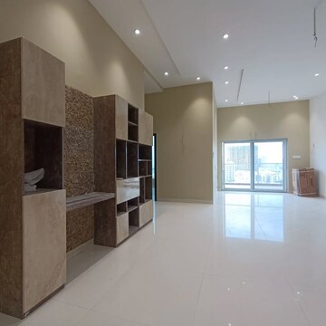 Room in 4 BHK Apartment at Sagar Waters Edge, Pimple Nilakh – for Rent