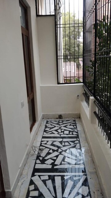 Balcony in 3 BHK Builder Floor at Unitech Nirvana Country Plots, Sector 50 – for Rent