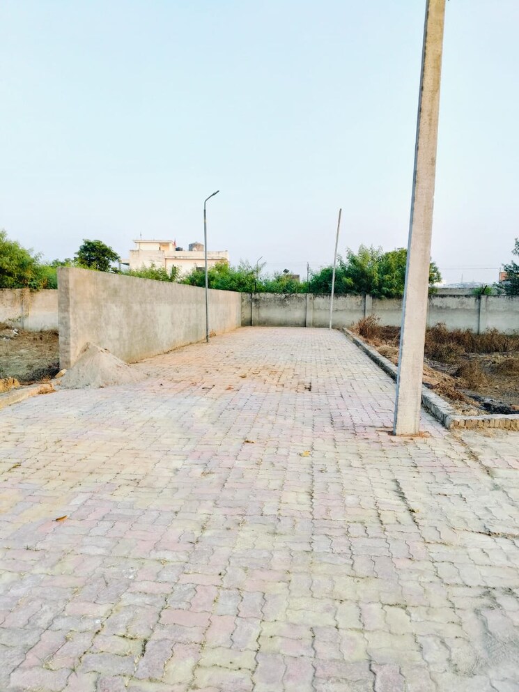 Exterior View, tilapta  100 Sq.Yd. Plot In Tilapta Greater Noida 8950222