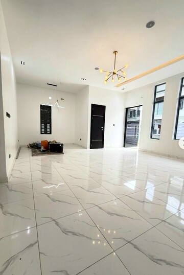 Floor Plan in 2.5 BHK Apartment at Mulund Darshan, Mulund West – for Rent