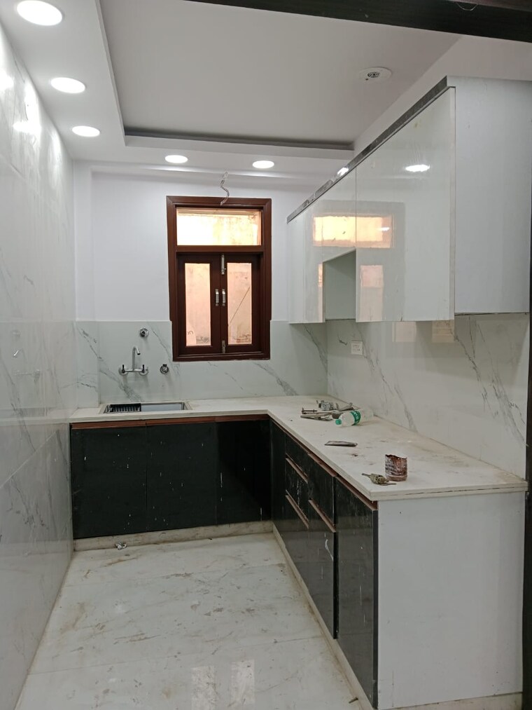 Kitchen, govindpuri 3 Bedroom 910 Sq.Ft. Builder Floor In Govindpuri Delhi 8950257