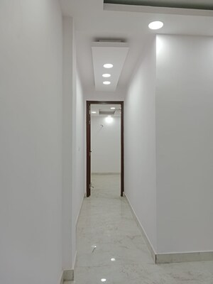 Building Lobby in 3 BHK Builder Floor at Govindpuri – for Sale