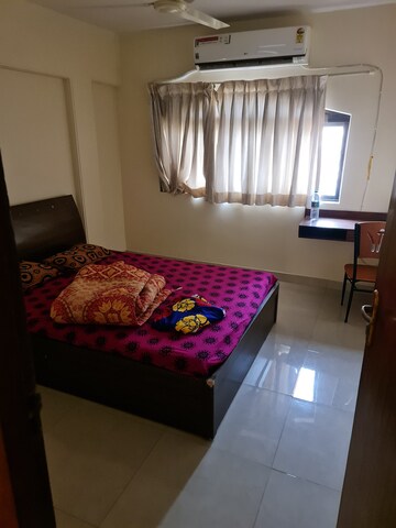 Bedroom in 3 BHK Apartment at Charmee Enclave, Vile Parle East – for Rent