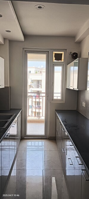 Room in 3 BHK Apartment at Allwin El Spazia, Sanauli – for Sale