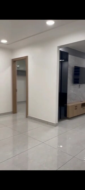 Room in 3 BHK Apartment at Gujjanagundla – for Sale