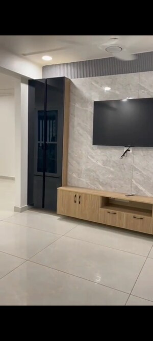 Room in 3 BHK Apartment at Gujjanagundla – for Sale