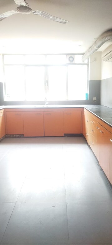 Kitchen in 5 BHK Villa at Unitech Uniworld Resorts-The Residences, Sector 33 – for Rent