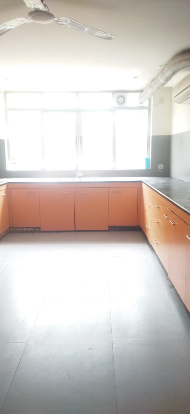 Kitchen, unitech-uniworld-resorts-the-residences 5 Bedroom 8000 Sq.Ft. Villa In Sector 33 Gurgaon 8950278