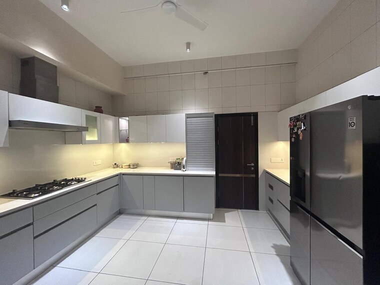 Kitchen, tata-primanti-villas 4 Bedroom 7000 Sq.Ft. Villa In Sector 72 Gurgaon 8950298