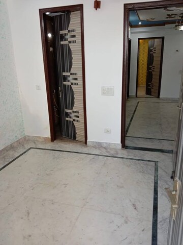Room in 2 BHK Builder Floor at Chattarpur – for Rent