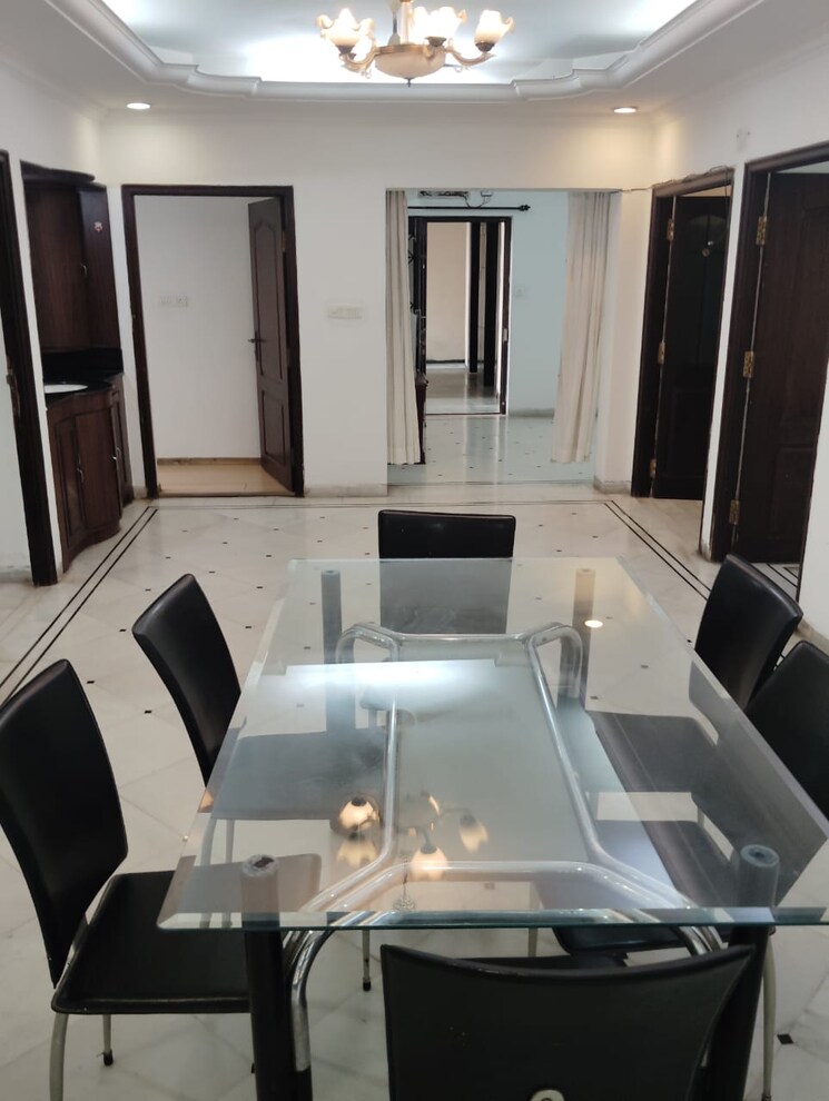 Master Bedroom, jayabheri-silicon-county 3 Bedroom 2700 Sq.Ft. Apartment In Madhapur Hyderabad 8950315