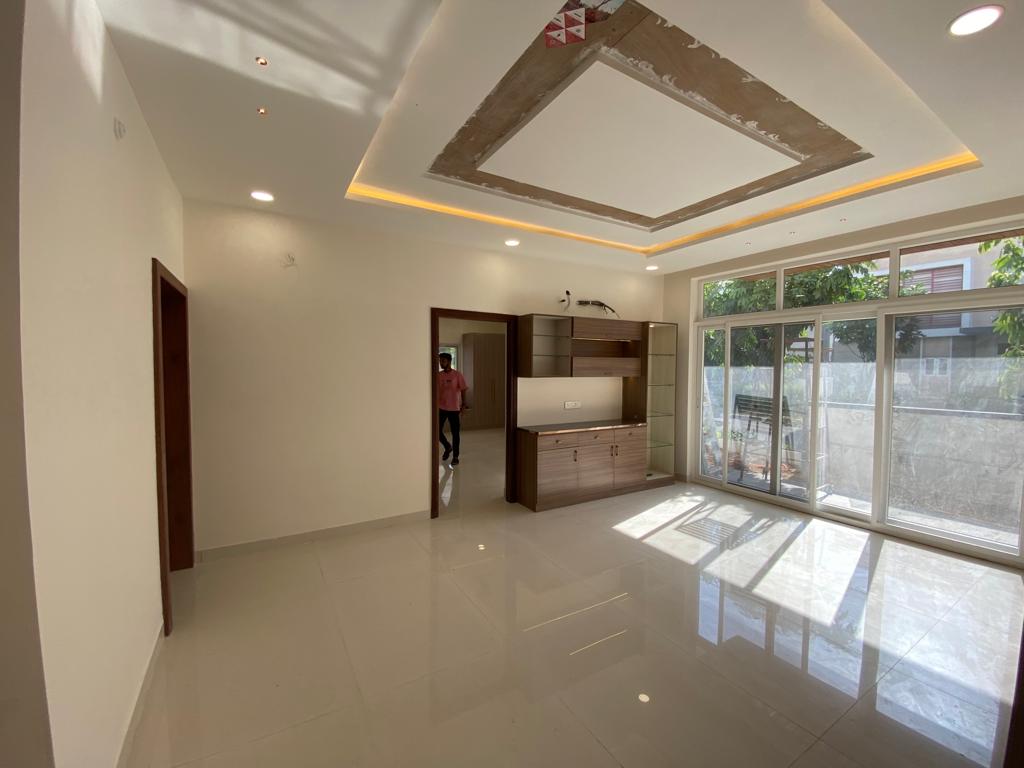 4 BHK + Pooja Room,Servant Room,Study Room,Extra Room 4535 Sq.Ft. Villa in Visions Urjith