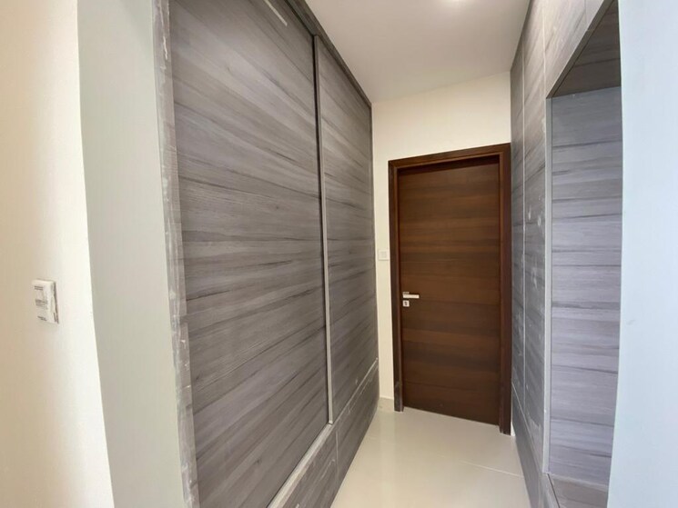 Bathroom, visions-urjith 4 Bedroom 4535 Sq.Ft. Villa In Tellapur Hyderabad 8950314