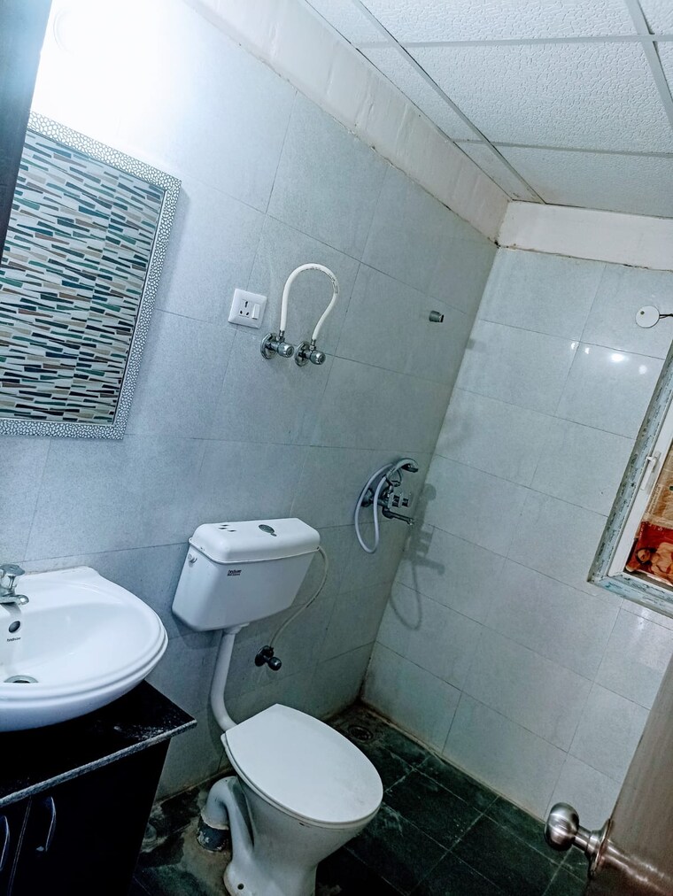 Bathroom, signature-global-the-roselia 2 Bedroom 800 Sq.Ft. Apartment In Sector 95a Gurgaon 8950319