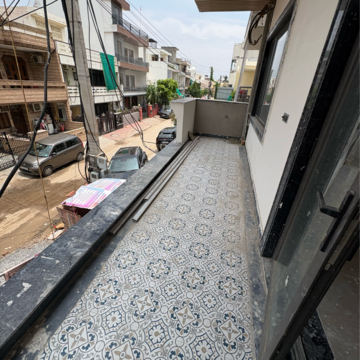 Balcony in 4 BHK Builder Floor at Sector 85 – for Sale