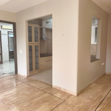 Room in 3 BHK Builder Floor at Green Park – for Rent