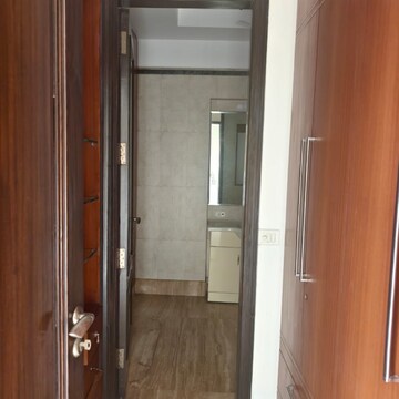 Building Lobby in 3 BHK Builder Floor at Green Park – for Rent