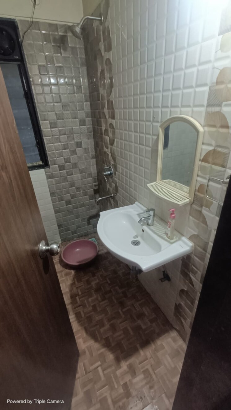 Bathroom, sangani-shrushti-enclave 2.5 Bedroom 1400 Sq.Ft. Apartment In Baner Pune 8950337