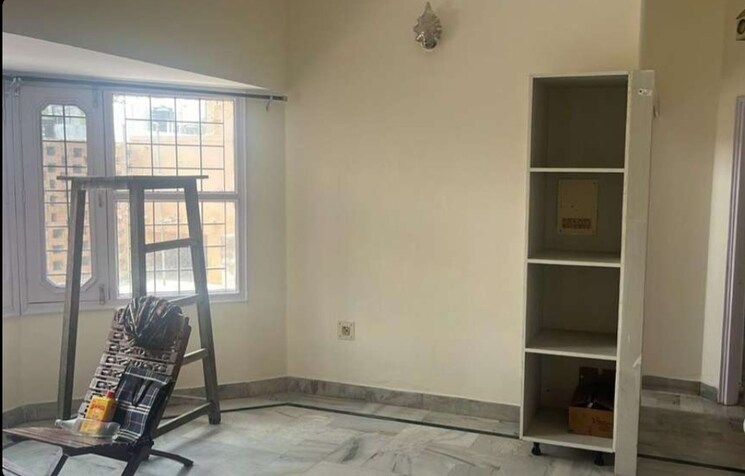 Room, sector 34 2 Bedroom 1250 Sq.Ft. Builder Floor In Sector 34 Chandigarh 8950341