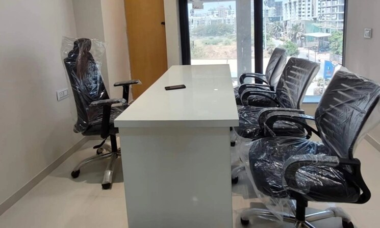 Team Area, express-zone Commercial Office Space 850 Sq.Ft. In Malad East Mumbai 8950373