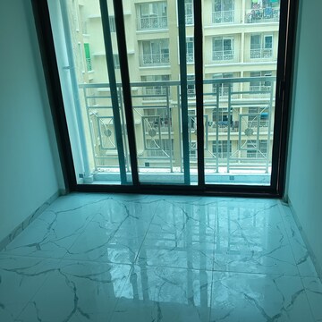 Room in 1 BHK Apartment at Shellproof Gladiolus Tower, Vasai East – for Rent