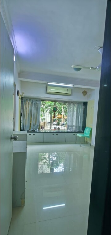 1 BHK Apartment For Rent in Andheri West