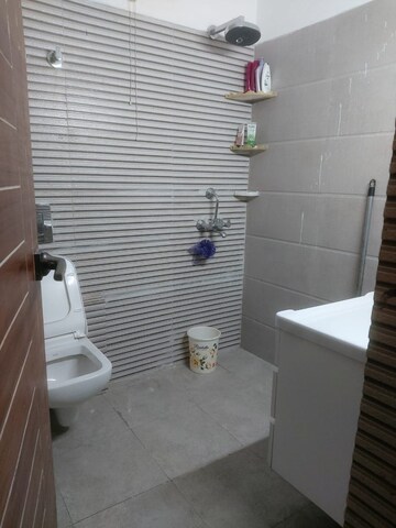 Bathroom in 4 BHK Builder Floor at Shalimar Nest, Vasant Kunj – for Rent