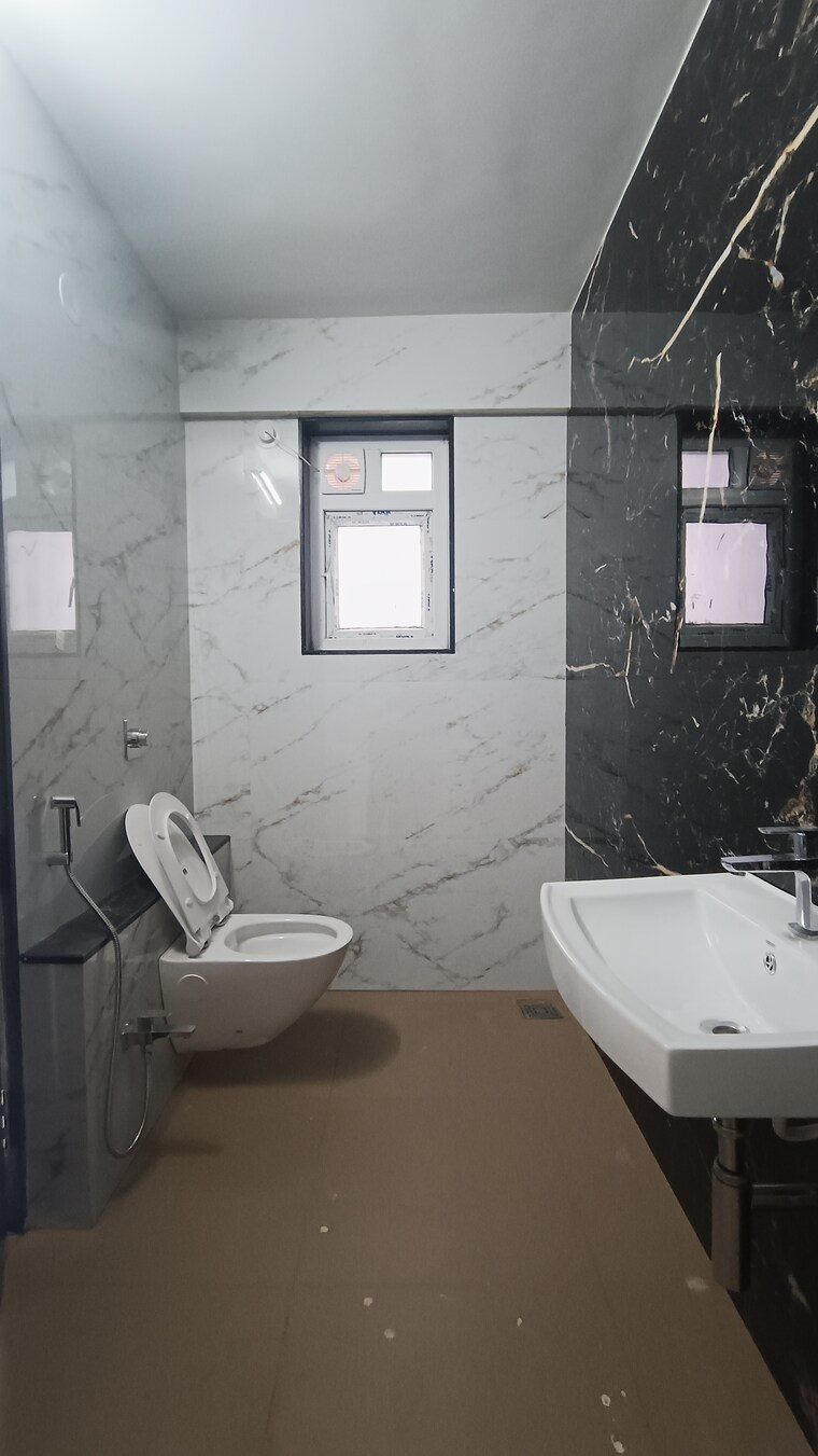 Bathroom, moraya-society 3 Bedroom 1730 Sq.Ft. Apartment In Katraj Pune 8950427