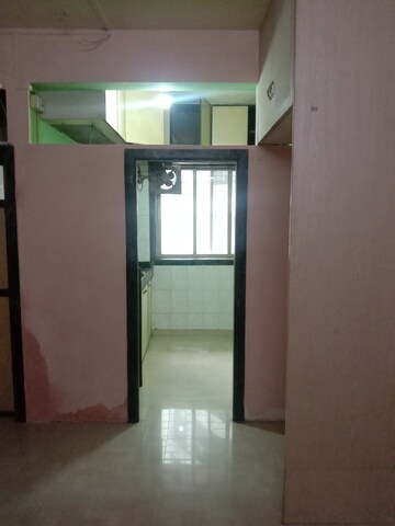 Room in 1 RK Apartment at Blue Shelter, Dahisar West – for Rent