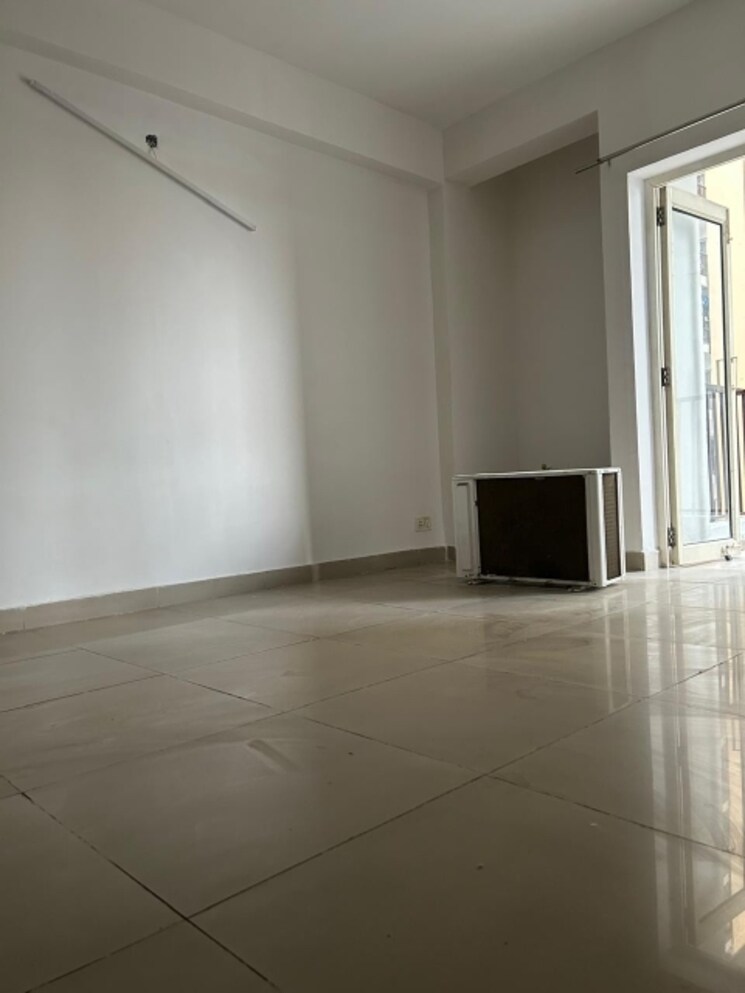 Room, amrapali-dream-valley 2 Bedroom 805 Sq.Ft. Apartment In Tech Zone 4 Greater Noida Greater Noida 8950422