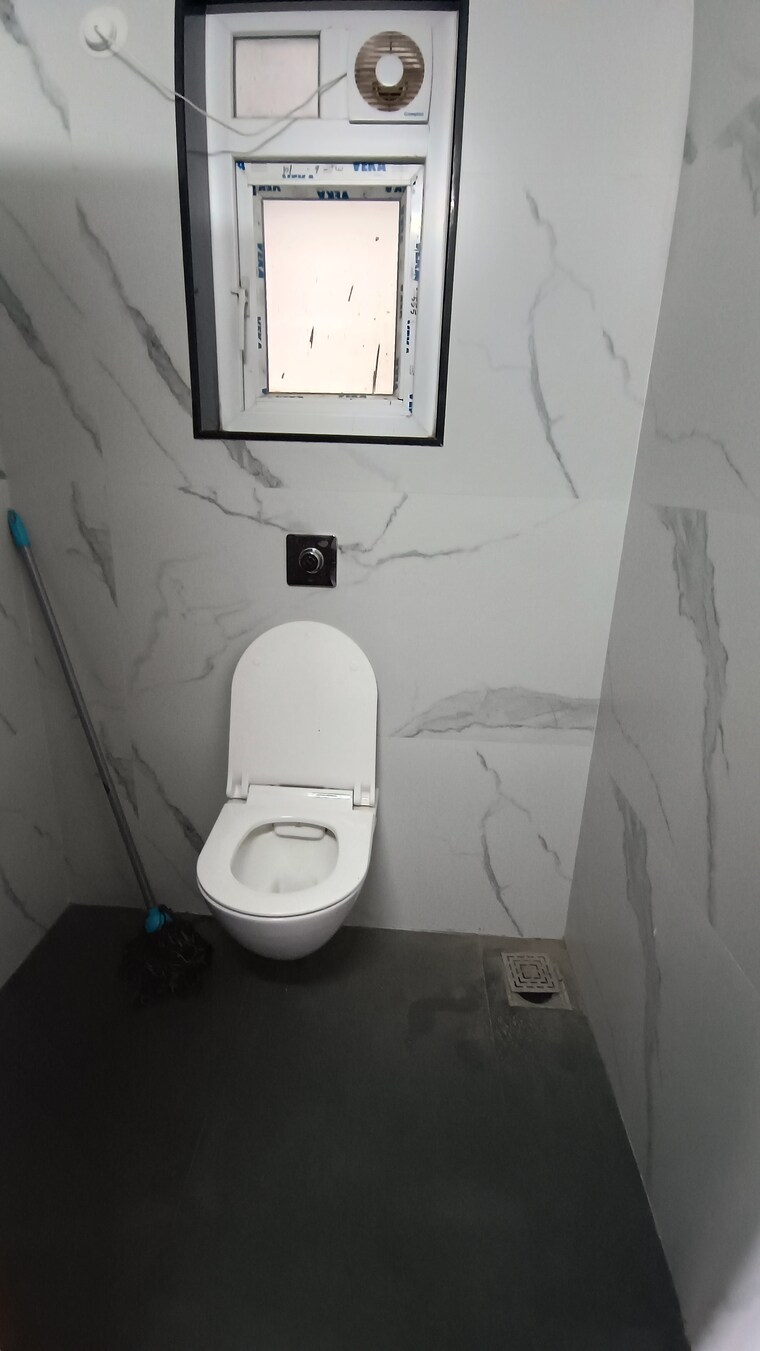 Bathroom, moraya-society 3 Bedroom 1730 Sq.Ft. Apartment In Katraj Pune 8950427