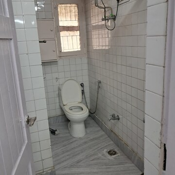 Bathroom in 1 BHK Builder Floor at Sant Nagar – for Rent