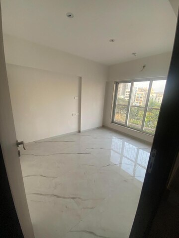 Room in 1 BHK Apartment at Deep CHS Borivali West, Borivali West – for Rent