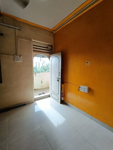 Room in 2 BHK Apartment at Samruddhi CHS Borivali West, Borivali West – for Rent