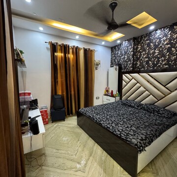 Bedroom in 3 BHK Builder Floor at Vishnu Garden – for Sale