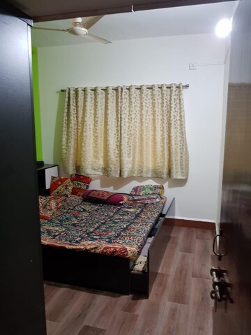 Bedroom in 2 BHK Apartment at Woodland Avenue, Kothrud – for Rent