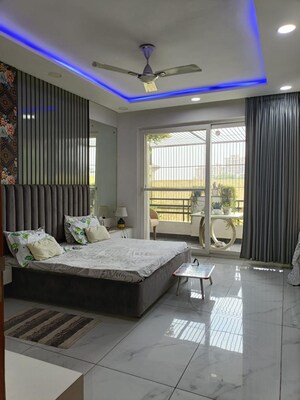 Kitchen in 4 BHK Builder Floor at Unitech Arcadia, South City 2 – for Sale