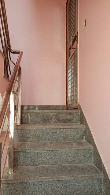 Staircase in 3 BHK Builder Floor at Sector 57 – for Rent